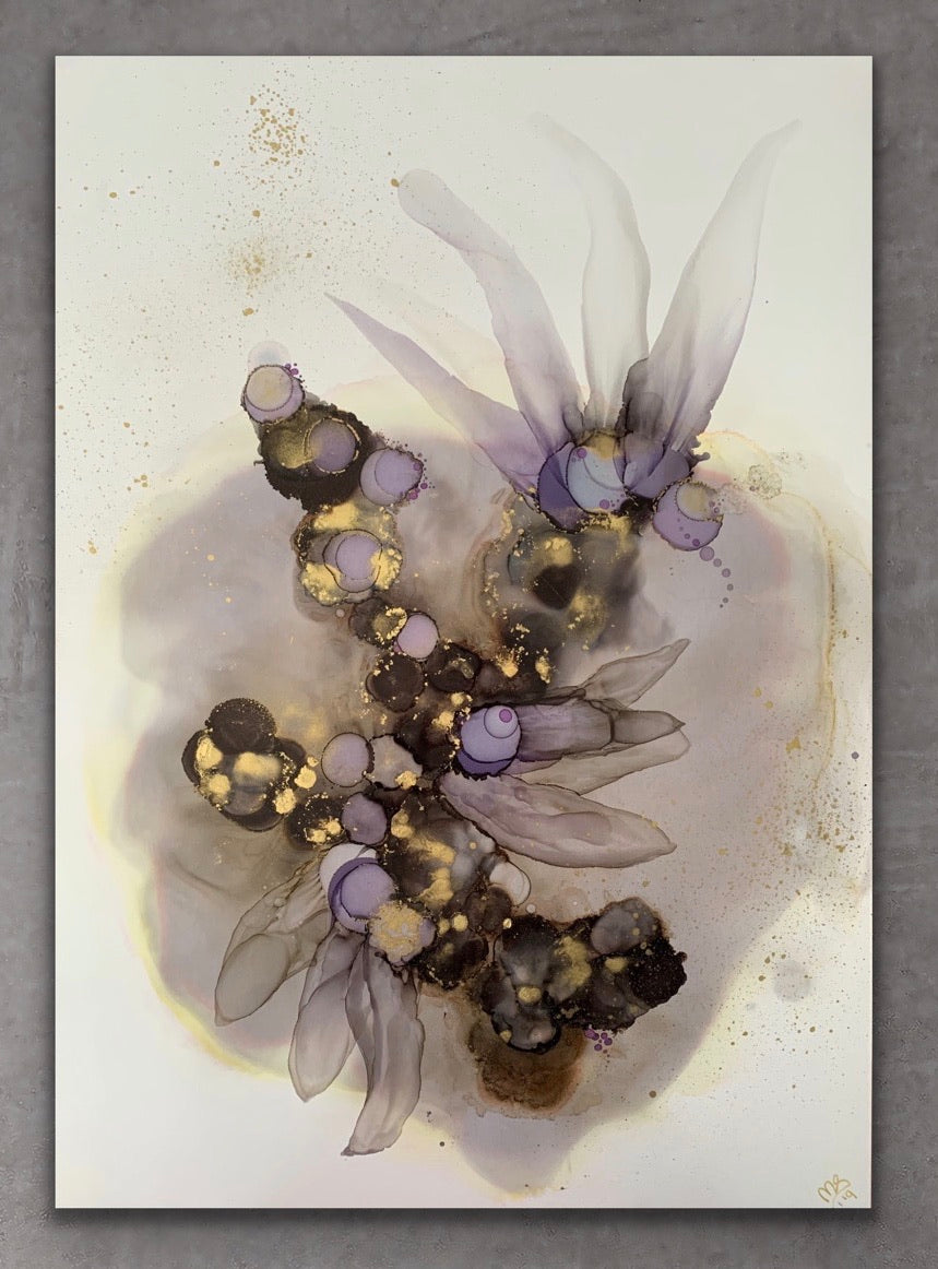 'Dancing in the Shadows II', large alcohol ink painting with flowers. Floral abstract art in black, gold and purple. - Aesthetic Alchemy Art